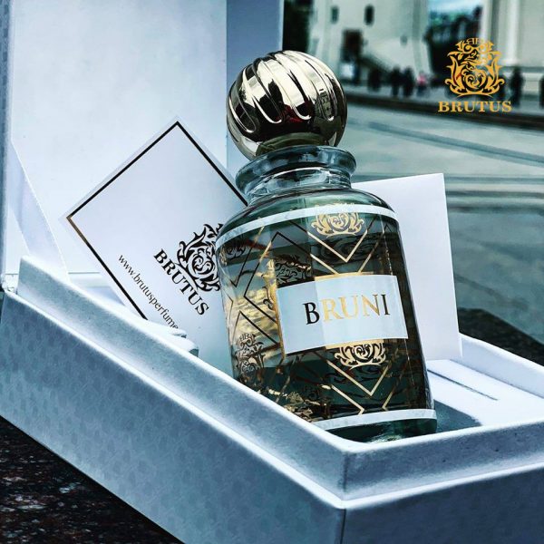 Brutus Bruni parfum vanduo moterims 100 ml.(TESTERIS BALTA PAKUOTĖ)